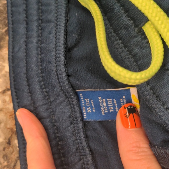 Old Navy go dry joggers - Picture 3 of 3